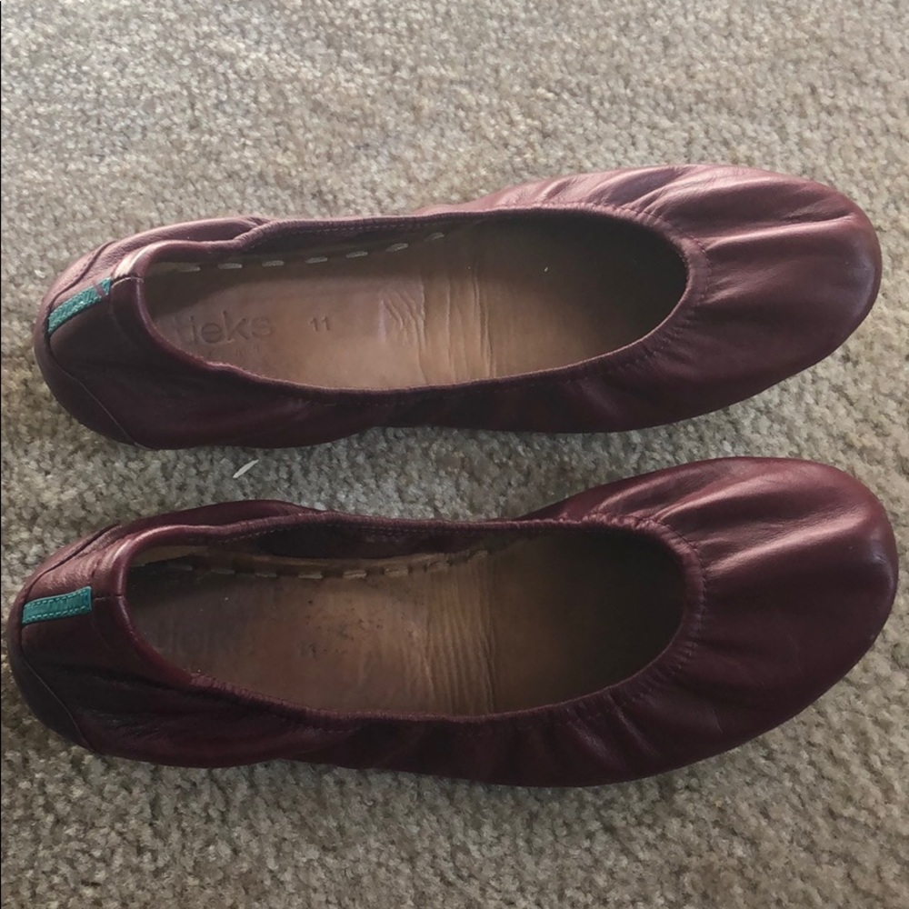 Tieks flats